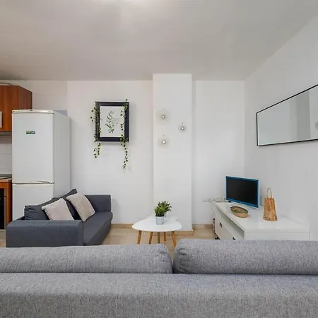 Quiet 1br Terrace Near Centro & Μάλαγα