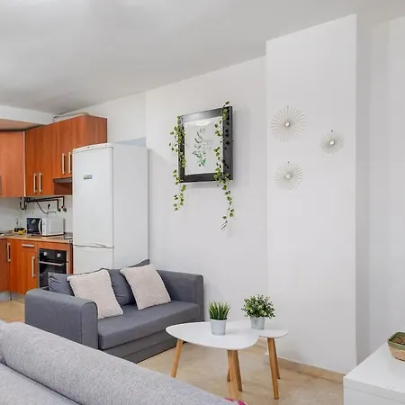Quiet 1br Terrace Near Centro & Μάλαγα